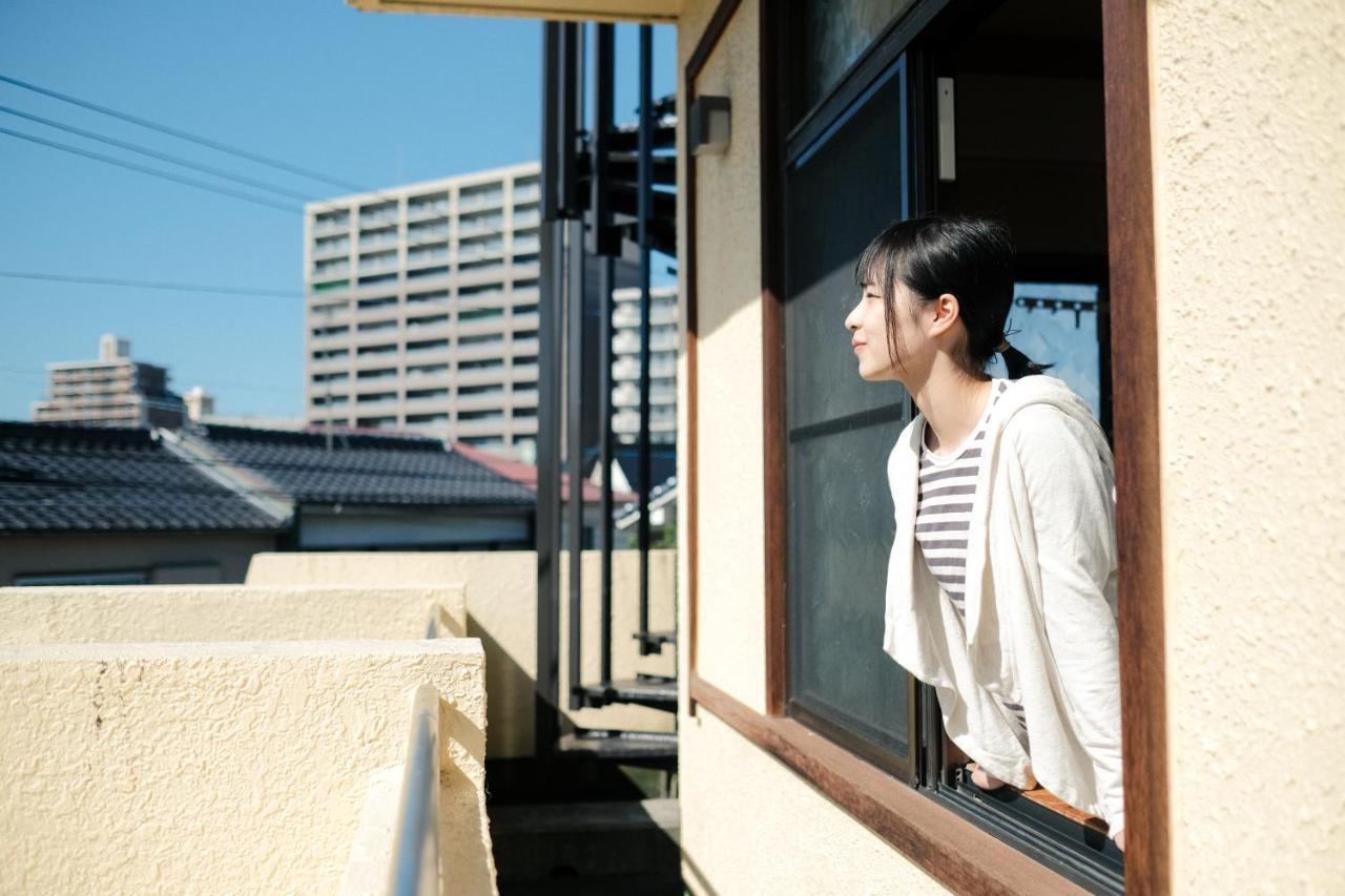 Tottori Guest House Miraie Base Exteriör bild