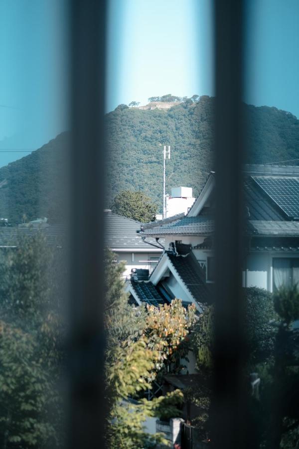 Tottori Guest House Miraie Base Exteriör bild